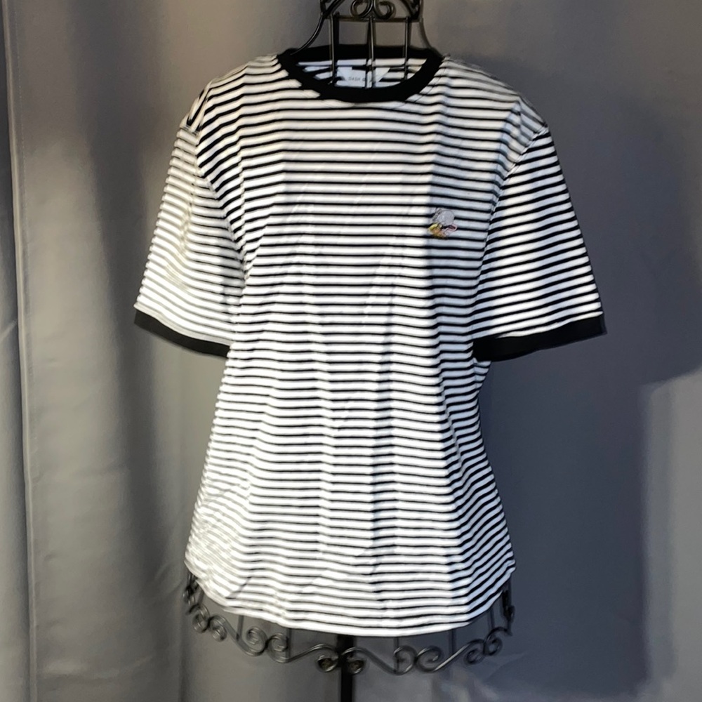 NWT. Women’s size Medium Stripe black & white t-shirt. - Picture 1 of 6